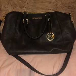 MK blk satchel bag
